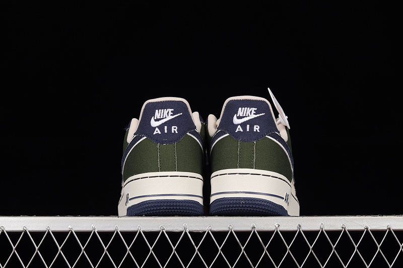 Air Force 1 Low 07 Dark Green/White/White 9