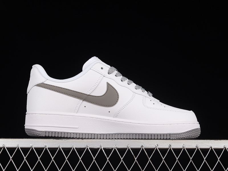 Air Force 1 Low 07 White/Grey/White 15