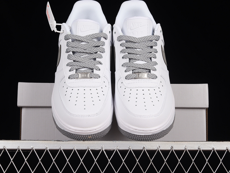 Air Force 1 Low 07 White/Grey/White 29