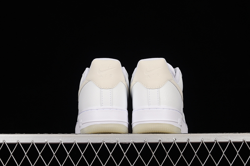 Air Force 1 Low 07 Essential White/White-White 9