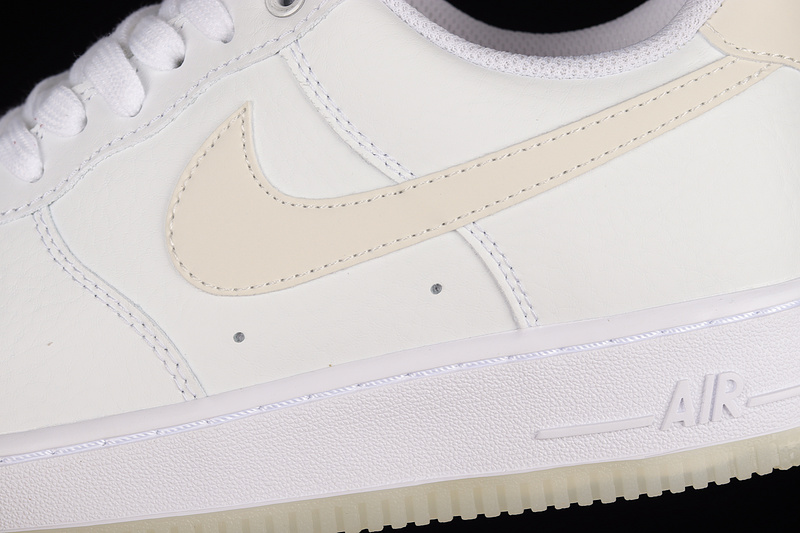 Air Force 1 Low 07 Essential White/White-White 21