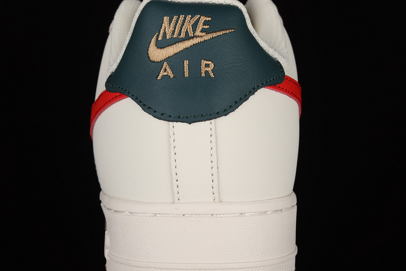 Air Force 1 Low 07 Cream White/Green/Red 5