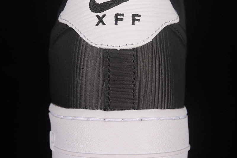 Air Force 1 Low Tuxedo Black/White/Black 17