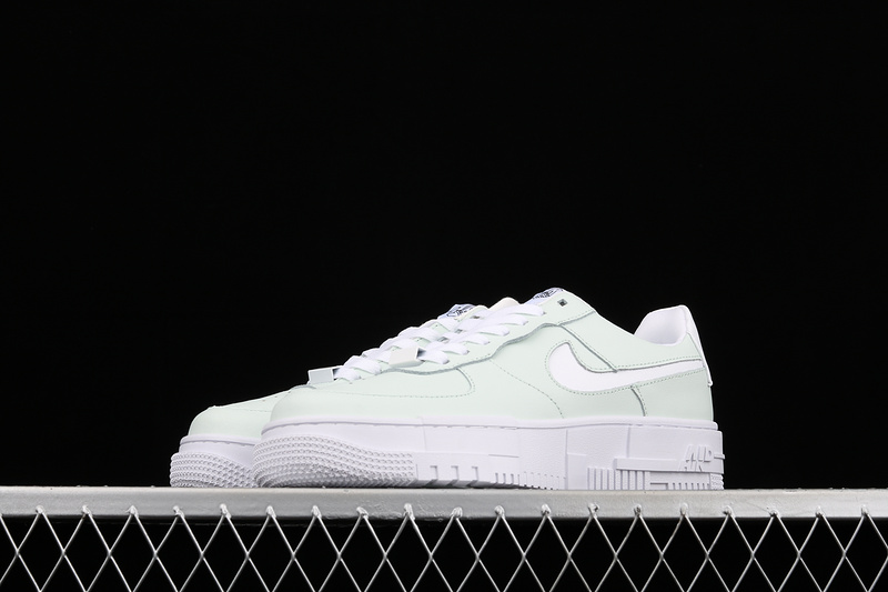 Air Force 1 Pixel White/White/Black 9