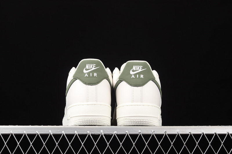 Air Force 1 Low 07 Cream/White/Dark Green 9