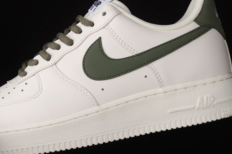 Air Force 1 Low 07 Cream/White/Dark Green 13