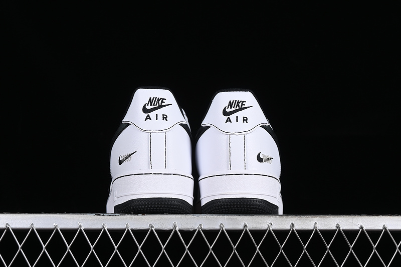 Nike Air Force 1 '07 Low Brooklyn White/Black 17