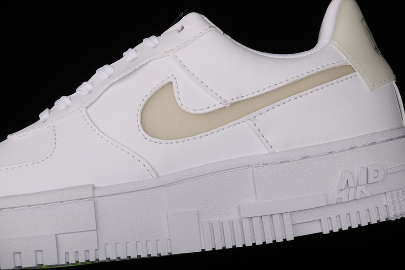 Air Force 1 Pixel White/White/Gold 15