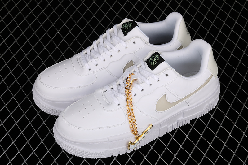 Air Force 1 Pixel White/White/Gold 23