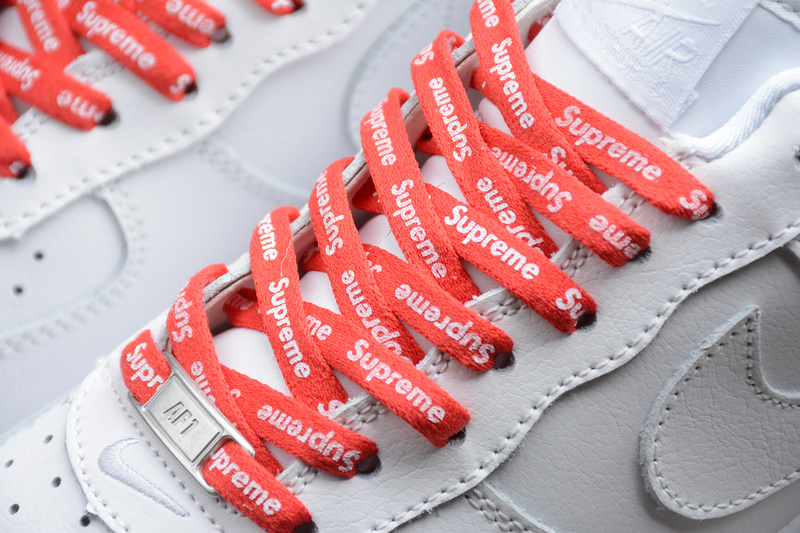 Air Force 1 Low Supreme White/Red 9