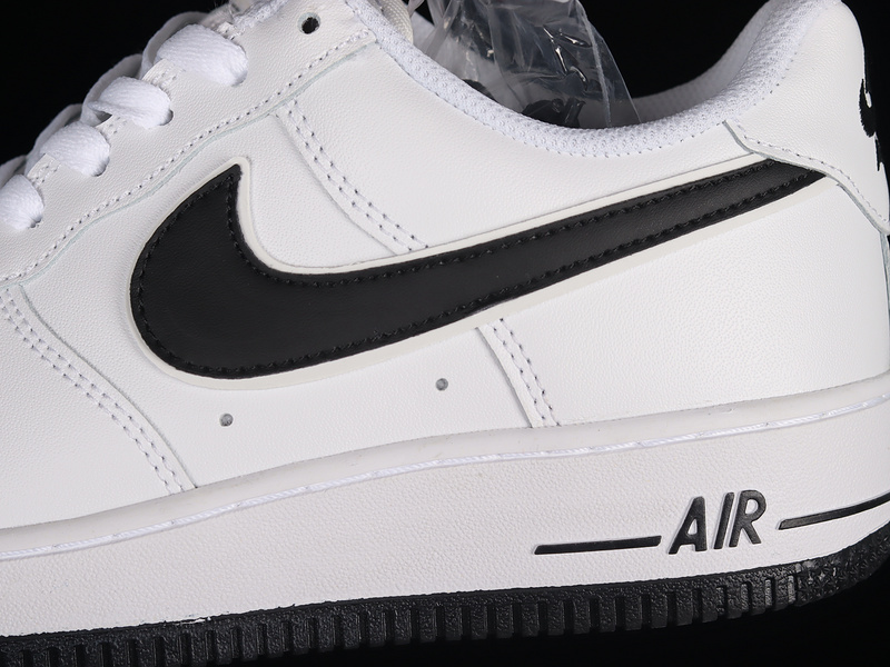 Nike Air Force 1 '07 Low White/Black 15