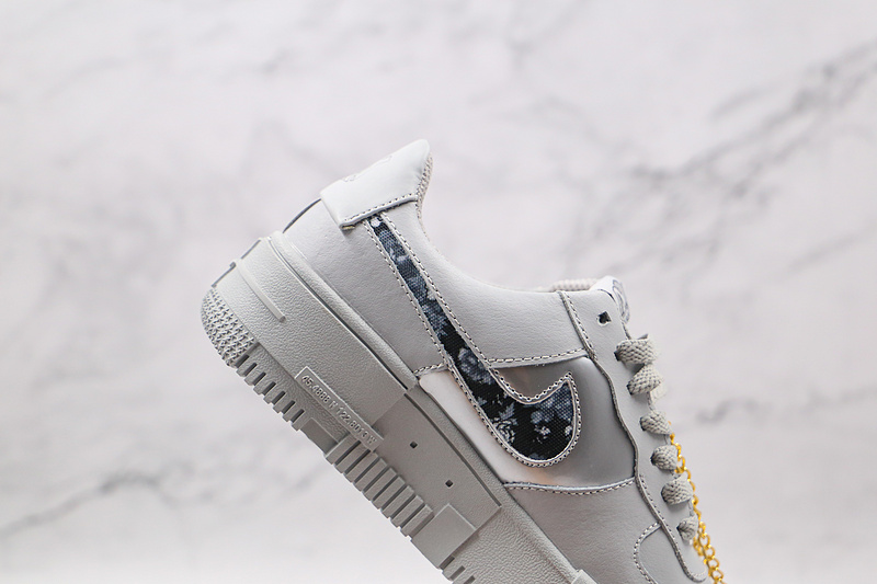 Air Force 1 Low Pixel Se White/Silver/Black 21