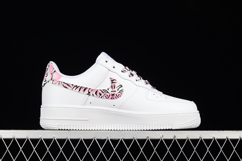 Air Force 1 Low 07 Essential White/Pink/Black 23