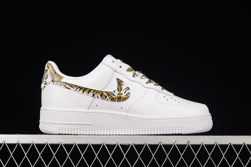 Air Force 1 Low White/Beige/Black 19