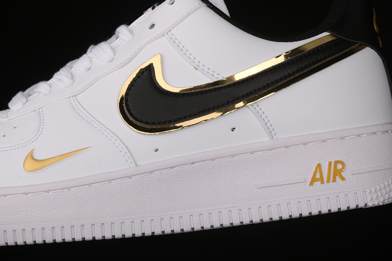 Air Force 1 Low 07 White/Black/Gold 13