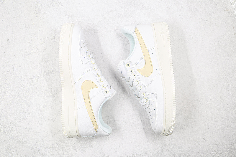 Air Force 1 Low 07 Light Bone Summit White/White/ Solar Flare/Starfish 13