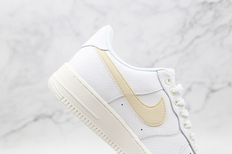 Air Force 1 Low 07 Light Bone Summit White/White/ Solar Flare/Starfish 15