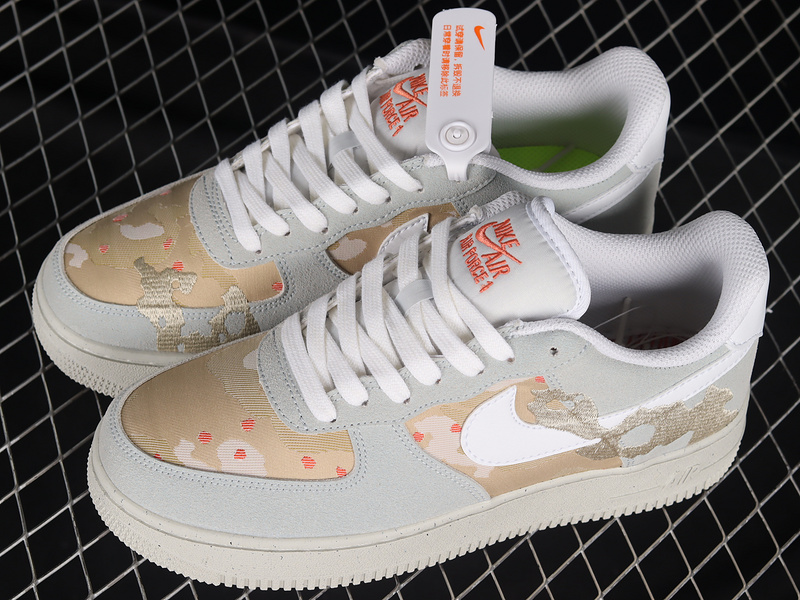 Air Force 1 Low 07 Lx Embroidered Desert Camo Photon Dust/Team Orange/Grain 3