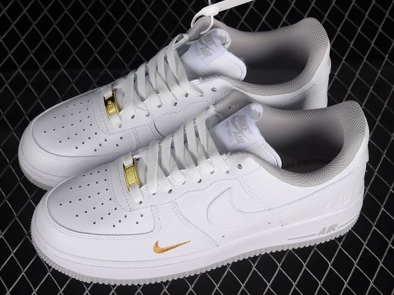 Nike Air Force 1 '07 White/Gold 5