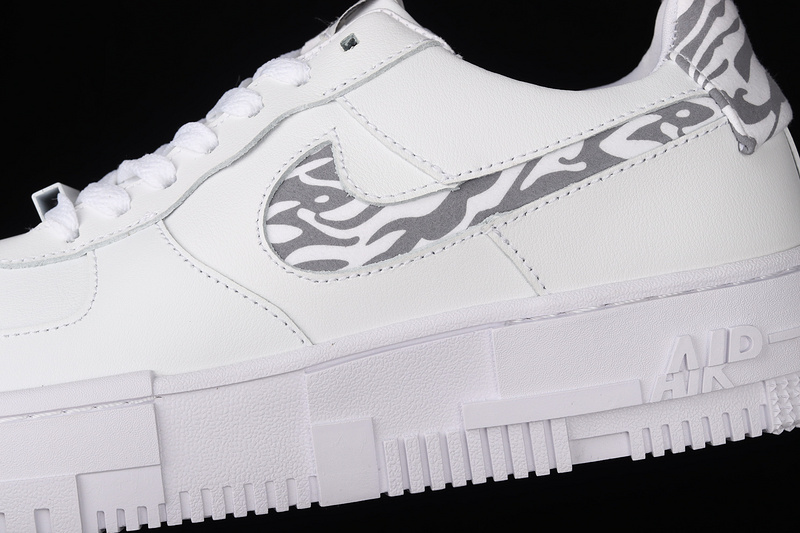 Air Force 1 Pixel Zebra White/White/Grey 3