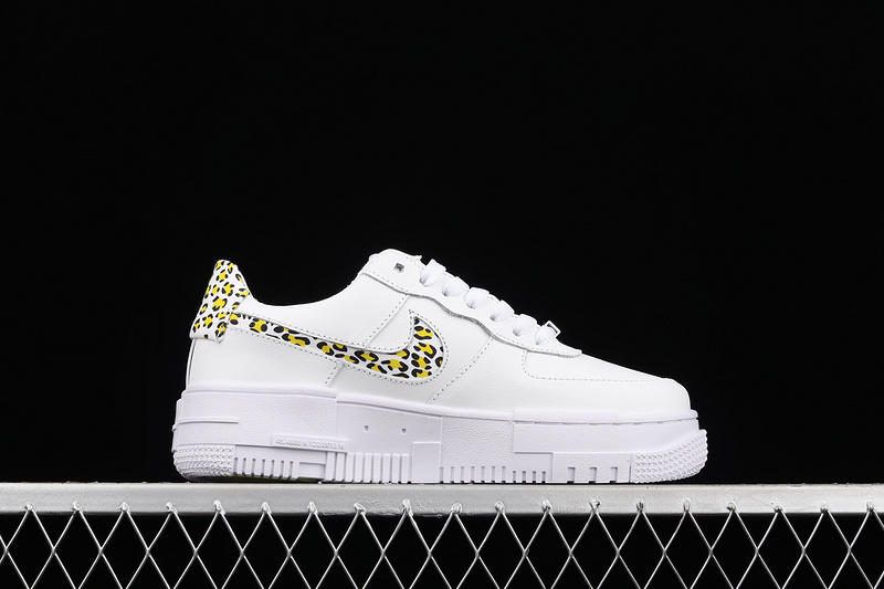 Air Force 1 Pixel Se Leopard White/Black/Yellow 19