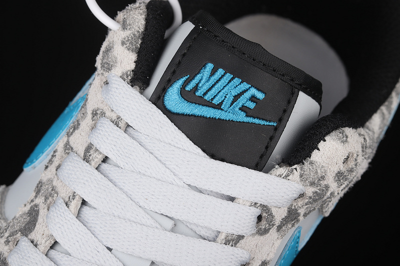 Air Force 1 Low Premium Snow Leopard Pure Platinum/Light Blue Fury/Black 31