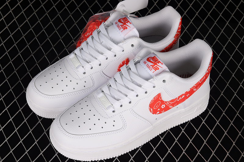 Air Force 1 Low White/White/Red 5