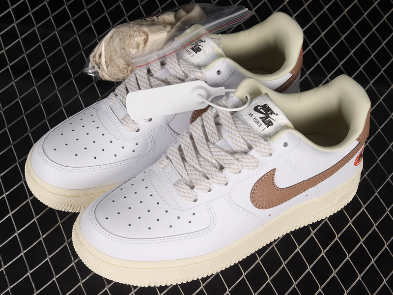 Air Force 1 Low 07 Lx White/Coconut Milk/Team Orange/Archaeo Brown 17