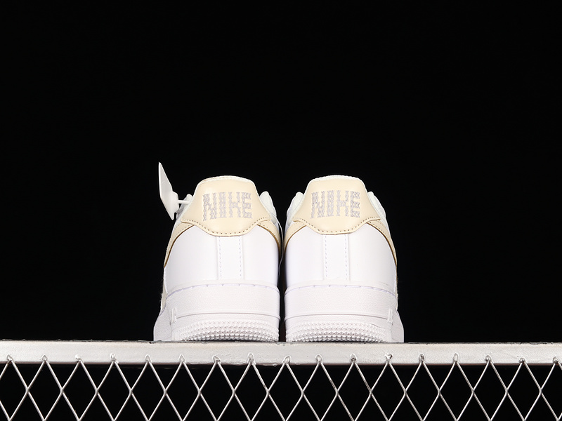 Air Force 1 Low 07 Ess Cross Stitch Summit White/Fossil 11