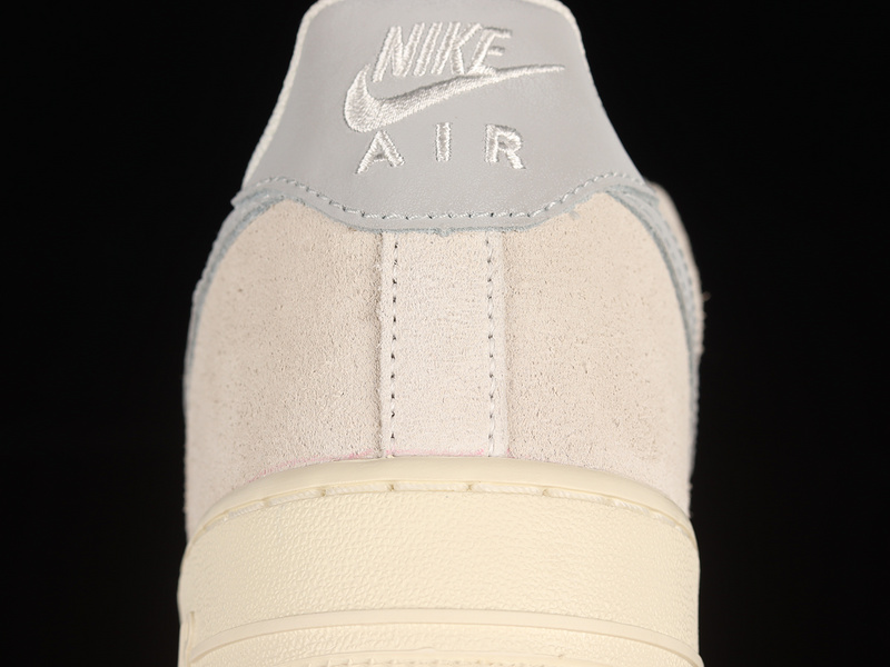 Air Force 1 Low 07 Lv8 Certified Fresh Sail/Light Smoke Grey/Photon Dust 27