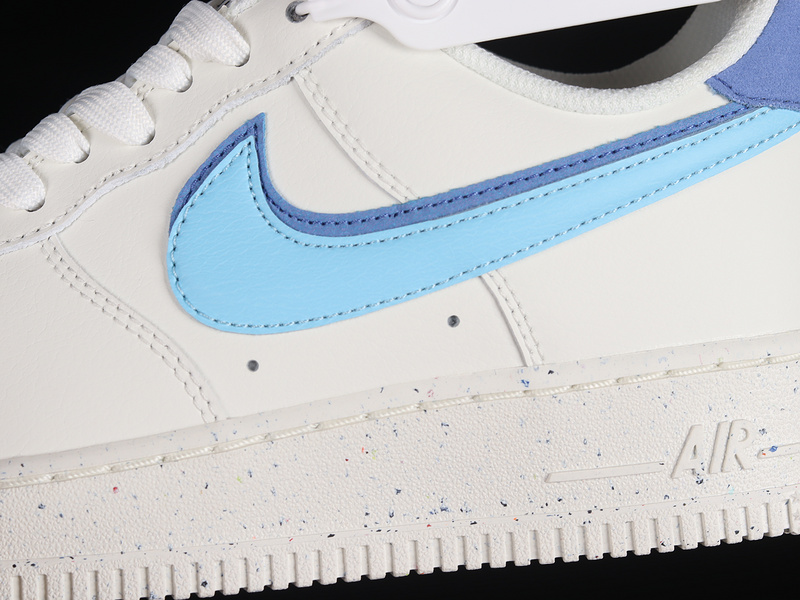 Air Force 1 Low Lv8 Gs Sail/Medium Blue/Black/Blue Chill 23