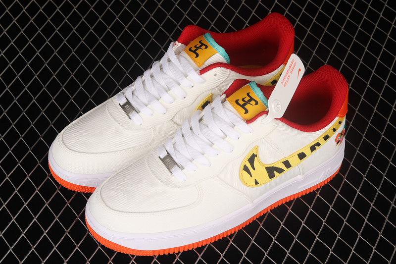 Air Force 1 Low Lv8 Cny Tiger White/Yellow/University Gold 7