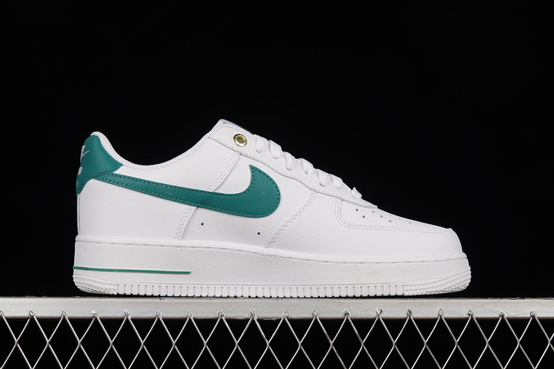 Air Force 1 Low Sail/Malachite-White-Metallic Gold 5