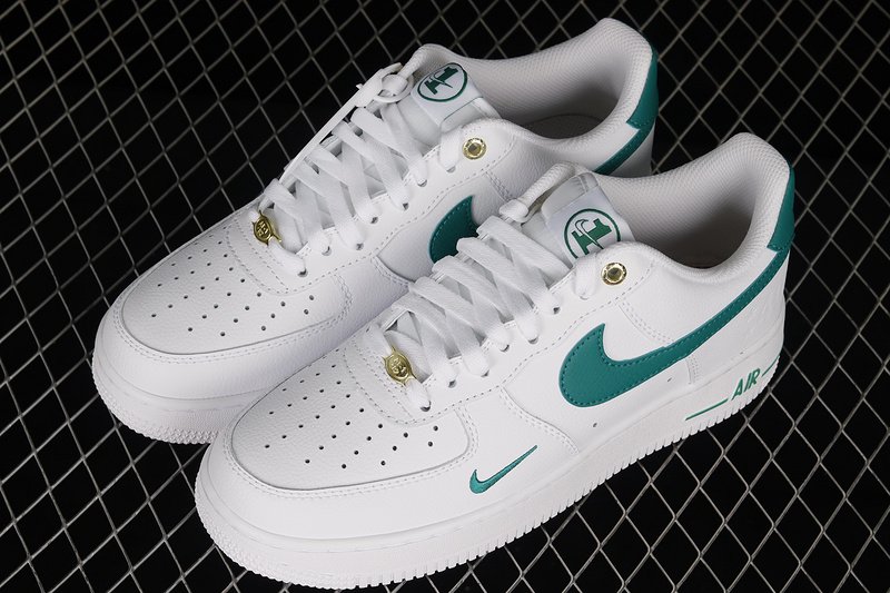 Air Force 1 Low Sail/Malachite-White-Metallic Gold 13