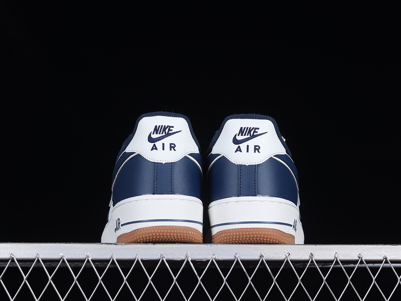 Air Force 1 Low College Pack Sail/Midnight Navy-Gum Medium Brown 23