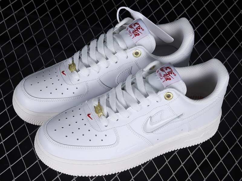 Air Force 1 Low 07 Join Forces White/Sail/Team Red 25