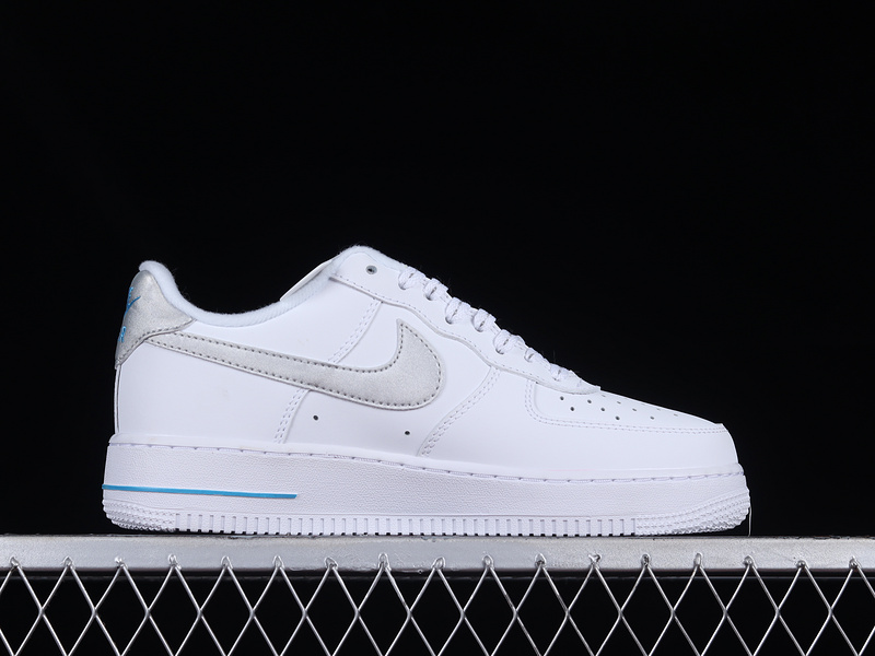 Air Force 1 Low 07 White/Laser Blue/Light Grey 3