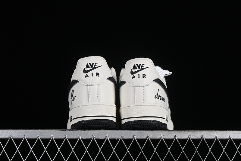 Nike Air Force 1 '07 Low Dream White/Black 17