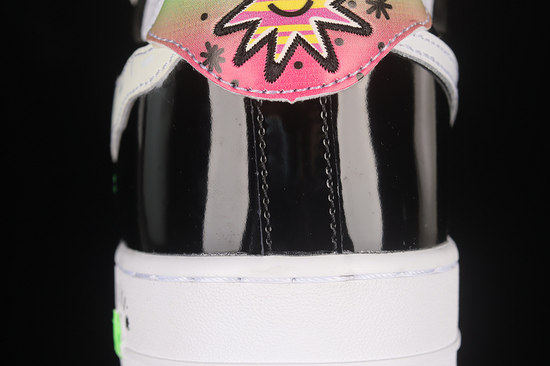 Air Force 1 Low Pop Art White/Photon Dust/Black 23