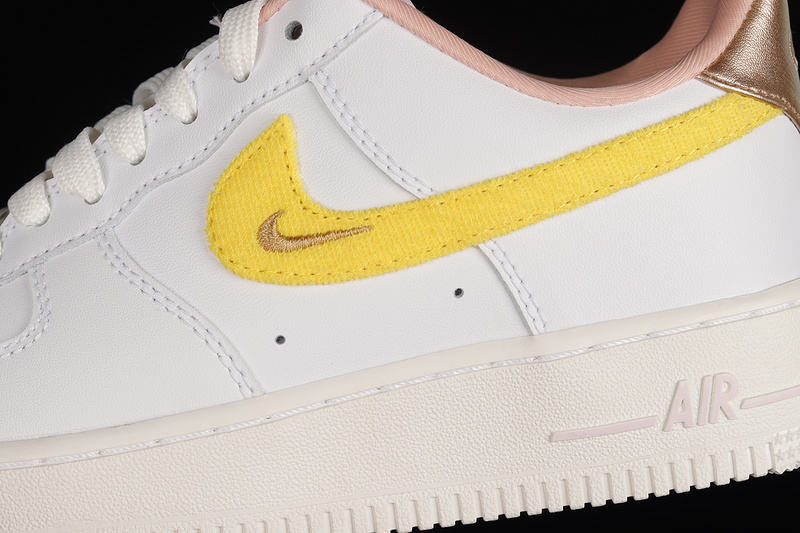 Air Force 1 Low Mama White/Yellow Strike-Phantom-Pearl White 3