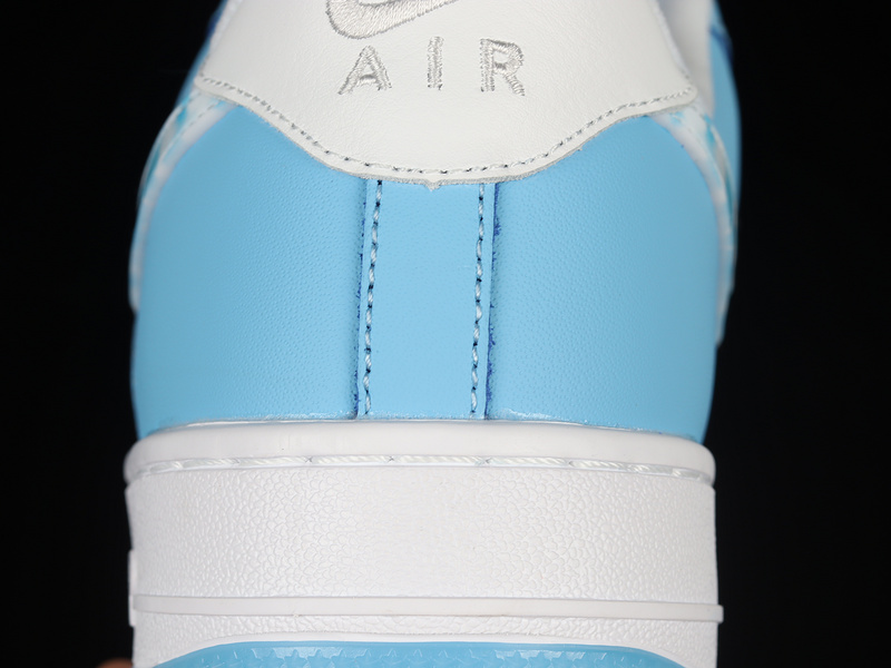 Air Force 1 Low 07 Nail Art White/Blue/White 3