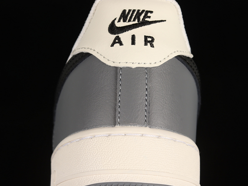 Air Force 1 Low 07 Sail/Grey/Black 7