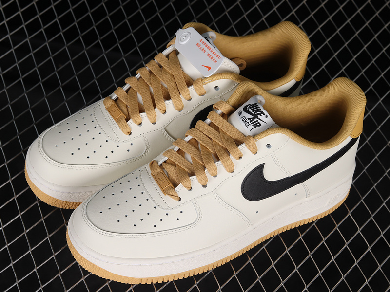 Air Force 1 Low White/Tan/Black 19