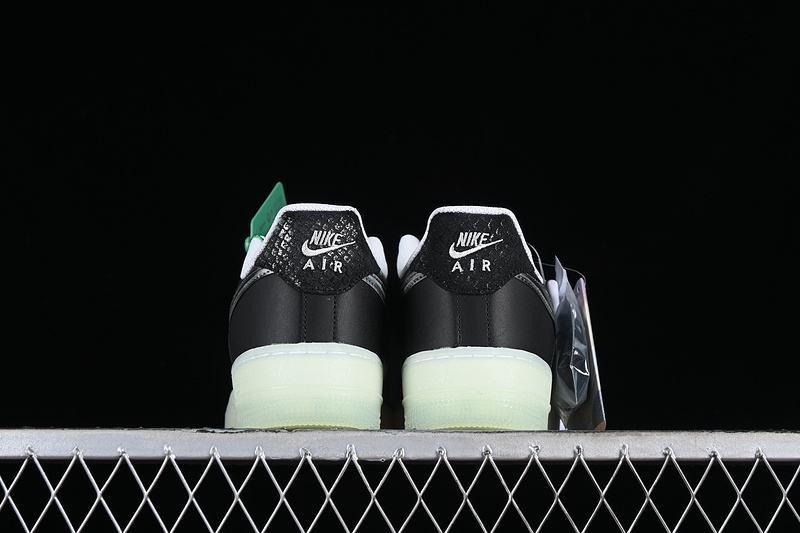 Nike Air Force 1 '07 Low Year Of The Dragon White/Vapor Green/Black 29