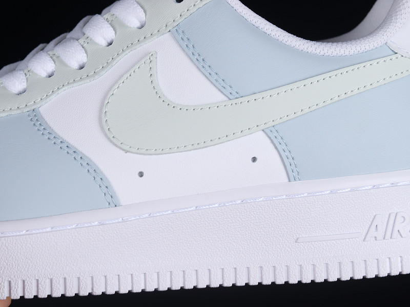 Nike Air Force 1 '07 Low Glazed Grass/White/Sky Blue 19