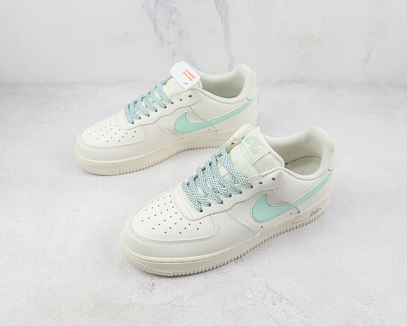 Air Force 1 Low 07 White/White/Light Green 3