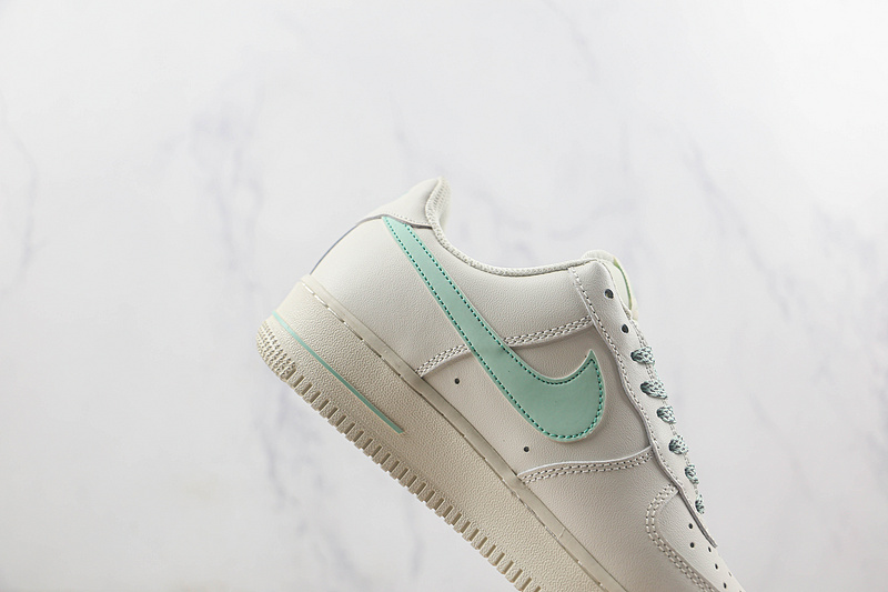 Air Force 1 Low 07 White/White/Light Green 15