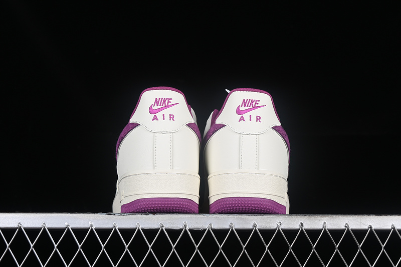 Nike Air Force 1 '07 Low L*V White/Purple 3