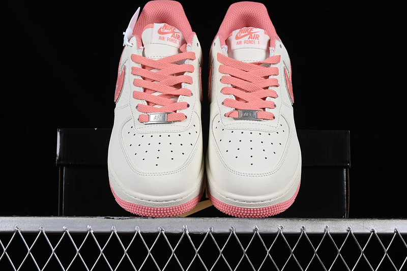 Louis Vuitton Nike Air Force 1 '07 Low White/Pink 13