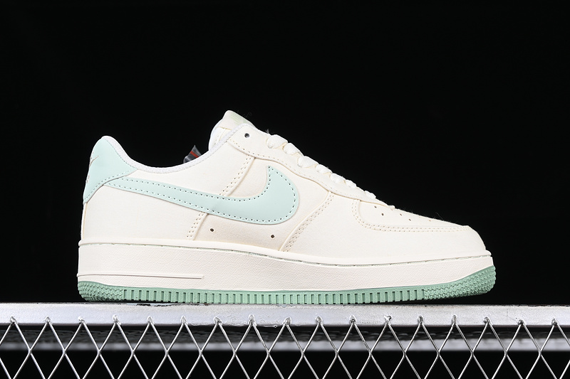 Nike Air Force 1 '07 Low Green/Beige 7